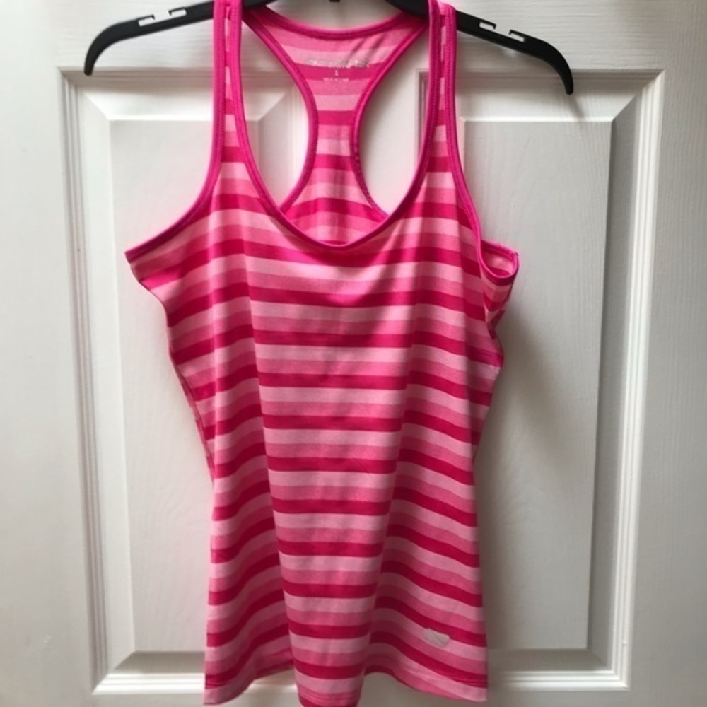 Marika tek Activewear Top-Small
